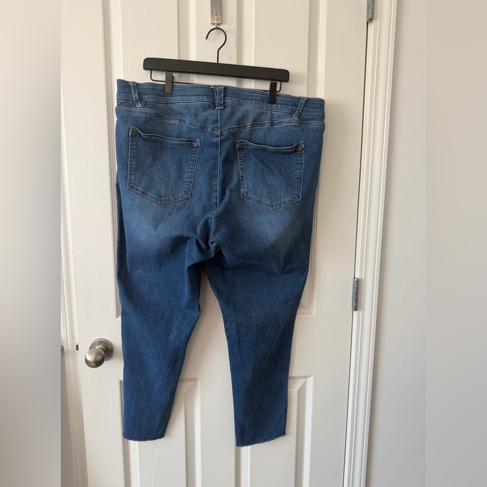 Wit & Wisdom ‘Ab’Solution High Waist Raw Hem Skinny Jeans - Picture 5 of 7